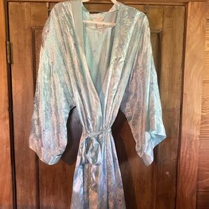 Inner Most  Light Blue floral Long Satin Robe size XL